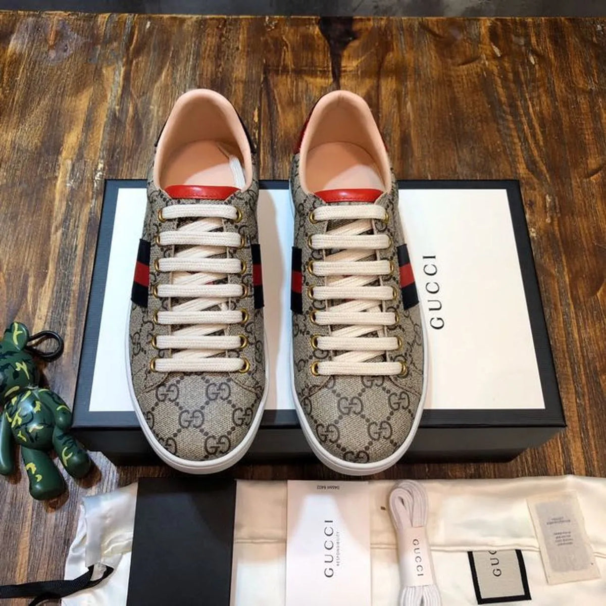 Brown Women's Sneaker Q557