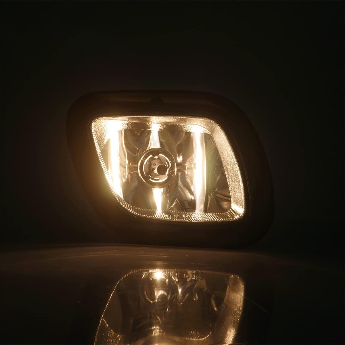 Front Fog Light Lamp Assembly Pair G140