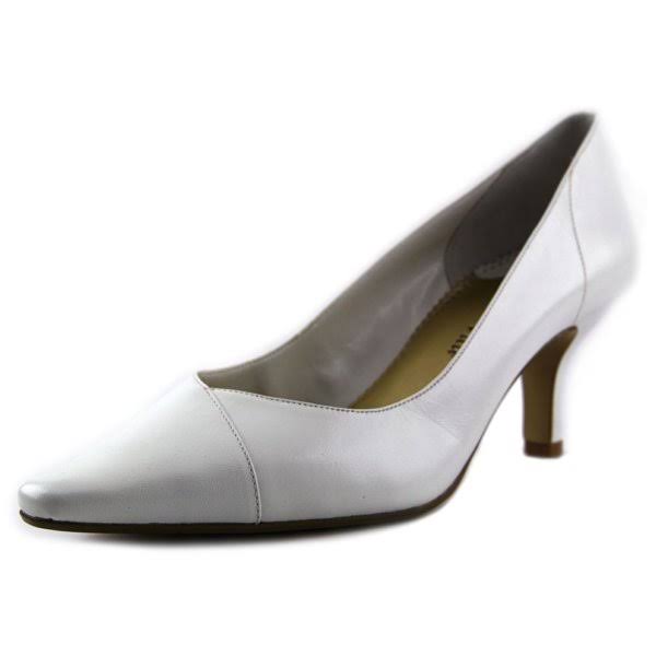 White Wow Pump N186416