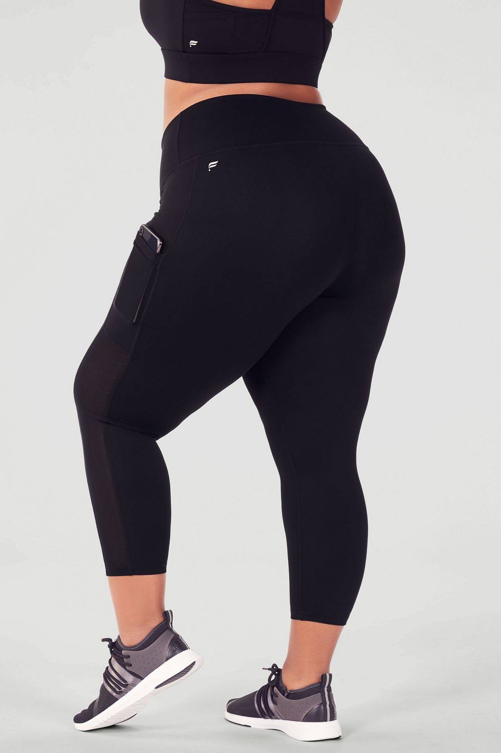 Charcoal Camo High-Waisted Capri Q698